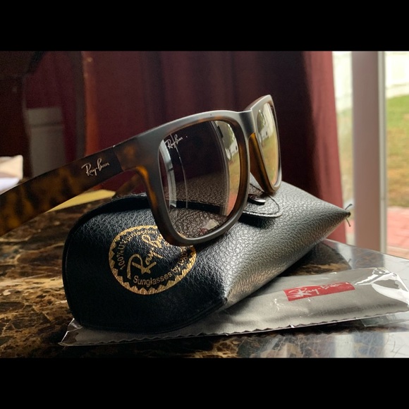 Ray-Ban Accessories - Ray Ban Sunglasses